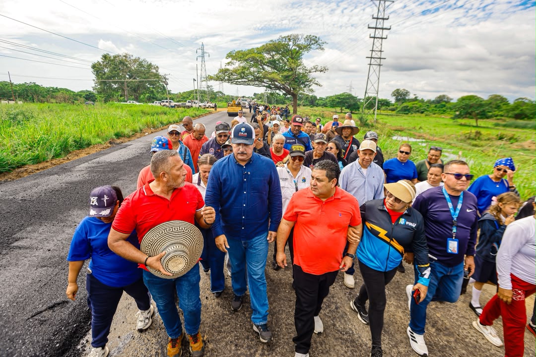 Inician la aplicación de 6.000 toneladas de asfalto entre Baralt y Valmore Rodríguez dentro del Plan Estadal de Asfaltado en el estado Zulia.