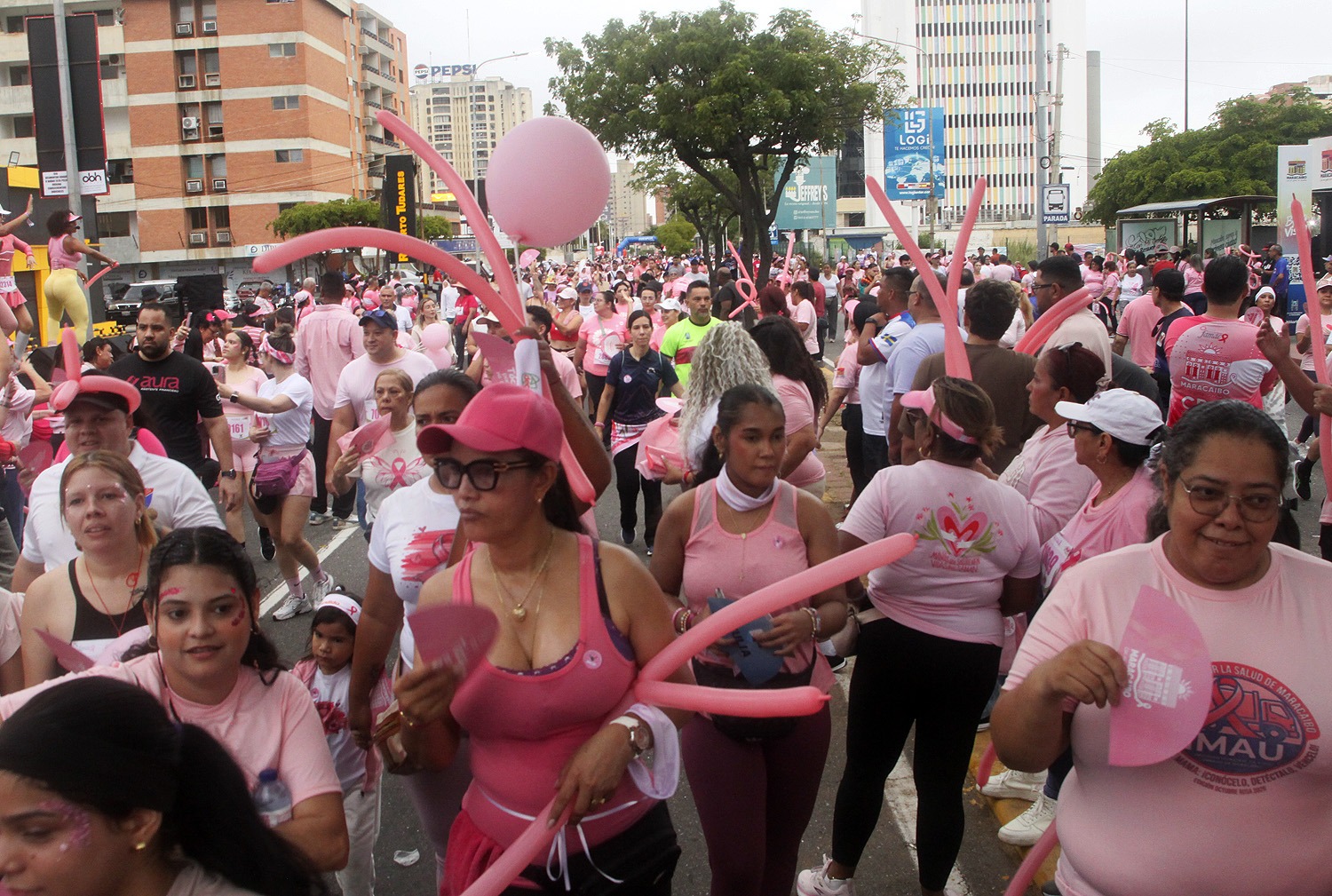 La Alcaldía de Maracaibo desplegó un operativo especial de seguridad y logística en la 26.ª Caminata FAMAC