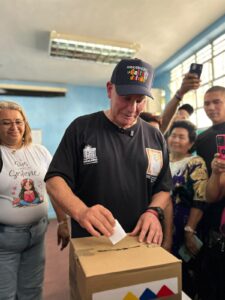 El alcalde de Maracaibo, Giancarlo Di Martino, destaca alta participación en la segunda Consulta Popular Nacional 2026 para financiar 800 proyectos comunitarios