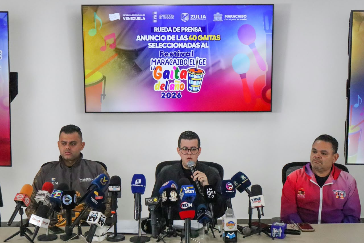 Inician las semifinales del Festival Maracaibo Elige la Gaita del Año 2026 en el Aula Magna de la URU