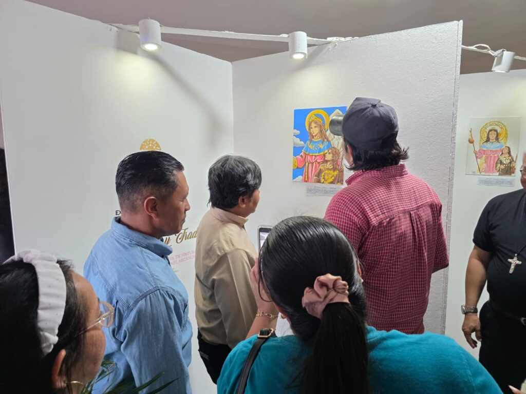 Inauguran en el Teatro Cástor Emilio Almarza la III Exposición Colectiva de Pintura en honor a San Rafael Arcángel, en el municipio Mara