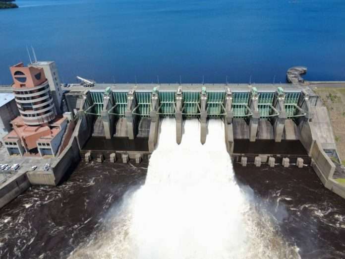 Venezuela invertirá más de $300 millones en modernizar la hidroeléctrica Macagua para sumar 477 MW al sistema eléctrico e impulsará reformas para el sector privado.