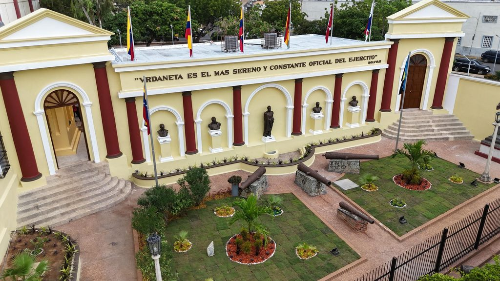 El gobernador del Zulia, Luis Caldera, entregó rehabilitado el Museo Histórico Rafael Urdaneta al cumplirse 238 años del natalicio del prócer zuliano