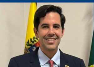 Designan a Oliver Blanco como nuevo canciller de Venezuela.