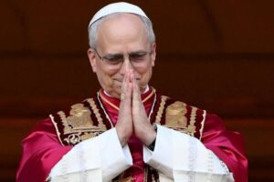 El papa León XIV muestra una buena recuperación tras su operación de cáncer pulmonar en el Policlínico Gemelli de Roma