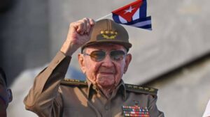 El presidente Miguel Díaz-Canel condena las acusaciones judiciales de EE. UU. contra Raúl Castro por el caso de 1996