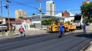 La Alcaldía de Maracaibo inició el asfaltado y demarcación de las avenidas 13, 13A y 14 en la parroquia Olegario Villalobos con 3.000 toneladas de asfalto