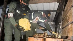 La GNB incautó 41,83 kg de marihuana y cocaína ocultos en cajas de mantequilla en Zea, Mérida