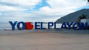 Un hombre de 53 años falleció en playa El Playón, en Ocumare de la Costa, tras sufrir un traumatismo cervical.