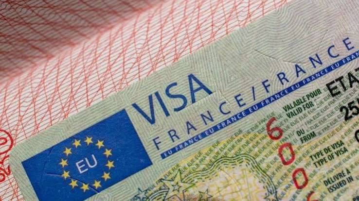 La Embajada de Francia en Venezuela reactivó el trámite de visados tras solventar fallas técnicas